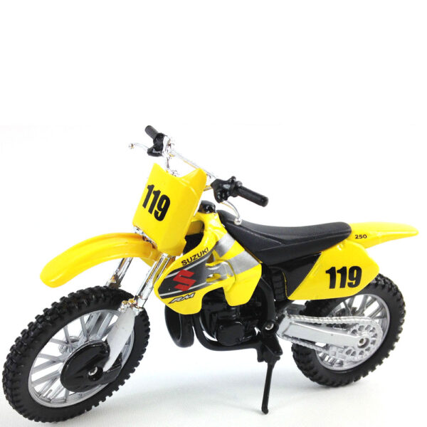 Suzuki RM250 1:18 Maisto