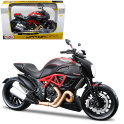 Ducati Diavel Carbon Maisto 1:12 box